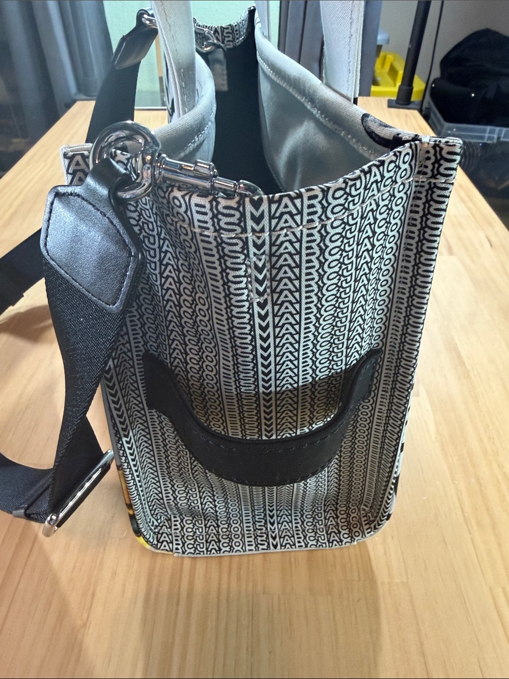 Marc Jacobs The New York Bag Canvas Tote in Multi-Color - Picture 4 of 11
